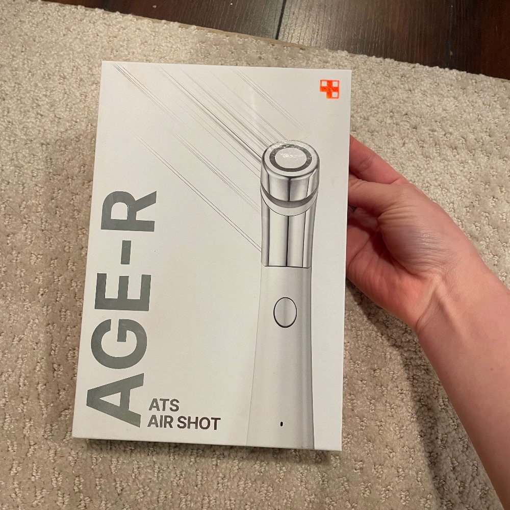 Medicube AIRSHOT device